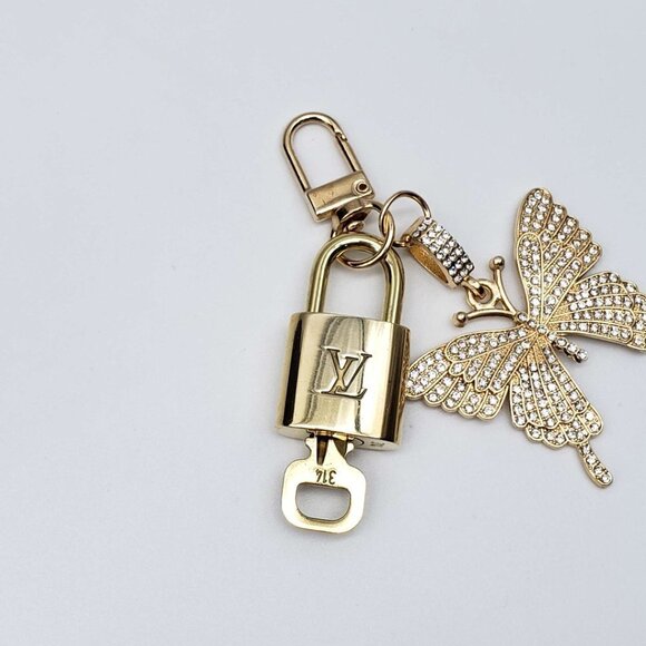 Authentic Louis Vuitton Lock & Key with unbranded Bagcharm, Keycharm, Keychain - Picture 3 of 5